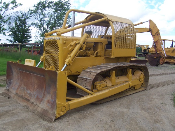 CAT D6-C